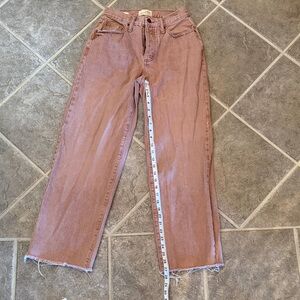 Universal Thread Women's Pink Straight Leg Jeans raw hem, size 00